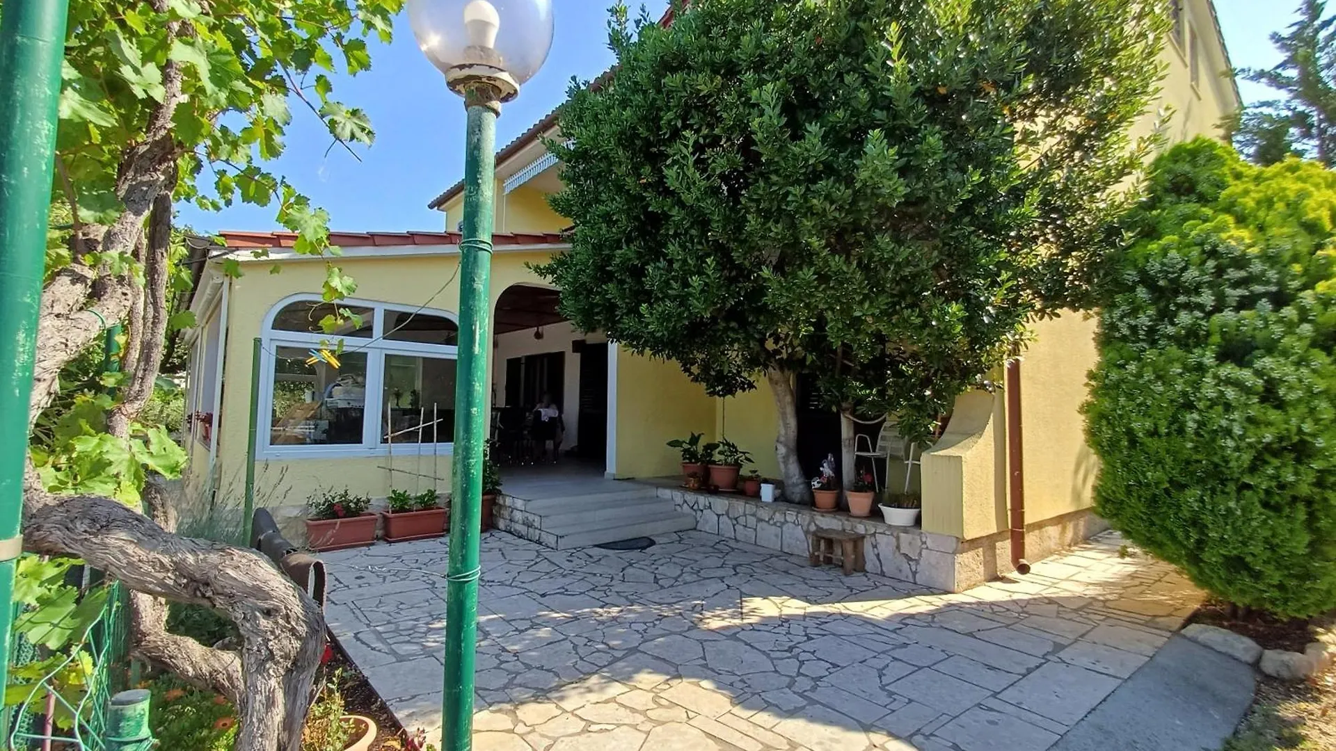 Home House With Sea View Rab Town Apartment
