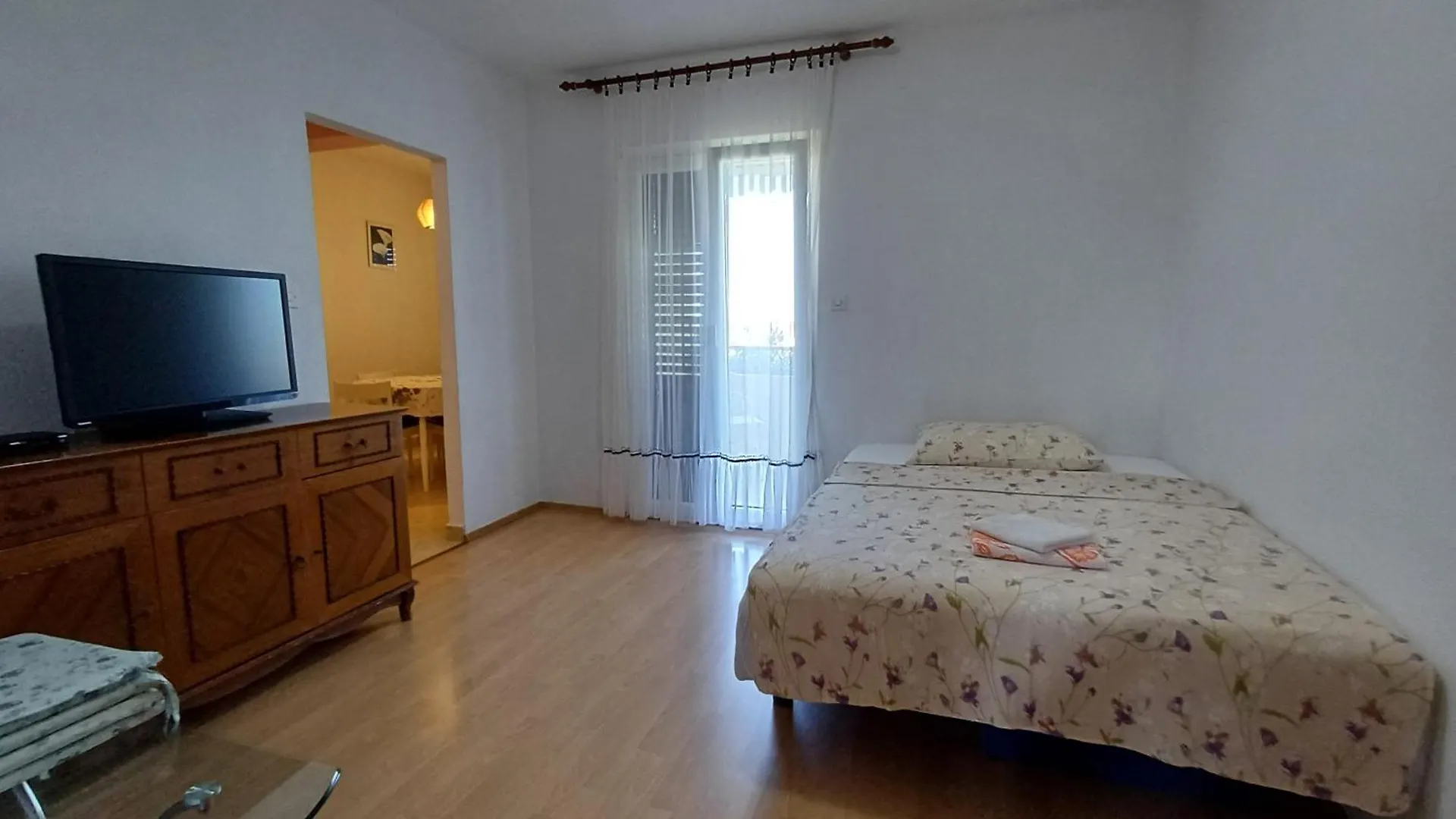 Apartment Home House With Sea View Rab Town